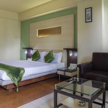 Hotel Archana Residency ムンバイ エクステリア 写真